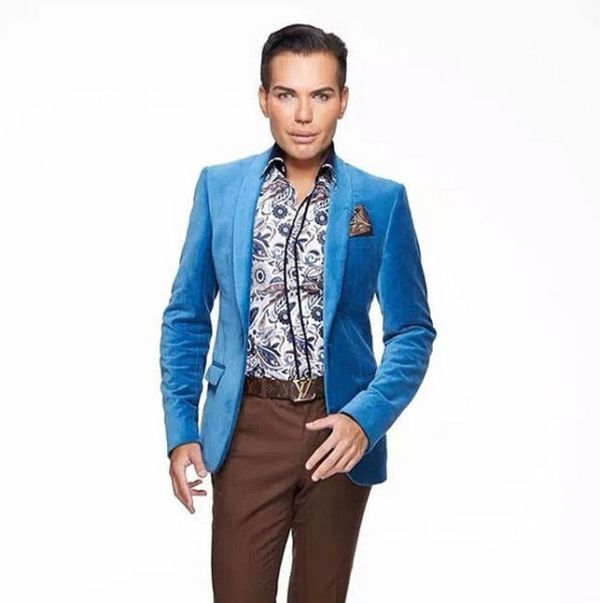 This Guy Became A Real Life Ken Doll (23 pics)