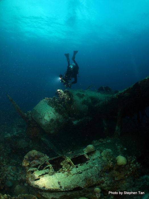 You Won't Believe What These People Found Underwater (79 pics)