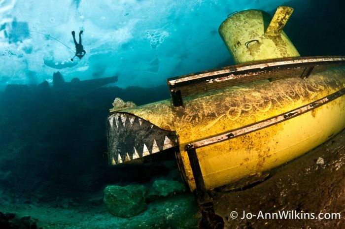 You Won't Believe What These People Found Underwater (79 pics)