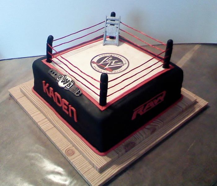 The Coolest Sports Themed Cakes Ever Created (32 pics)