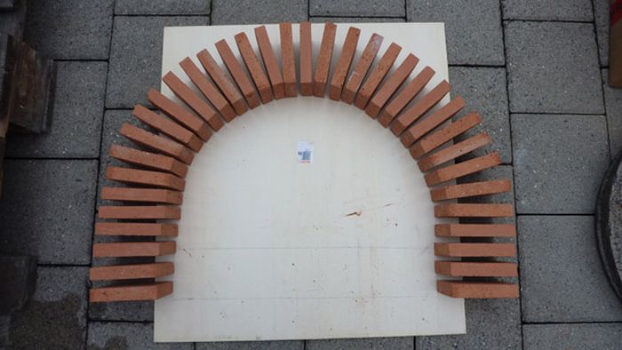 This Homemade Brick Oven Makes Awesome Pizza (33 pics)