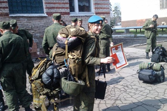 Sexy Russian Soldier Julia Harlamova (42 pics)