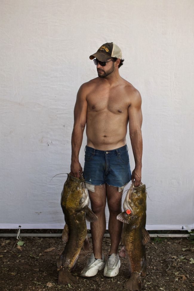 Would You Noodle These Giant Catfish? (32 pics)