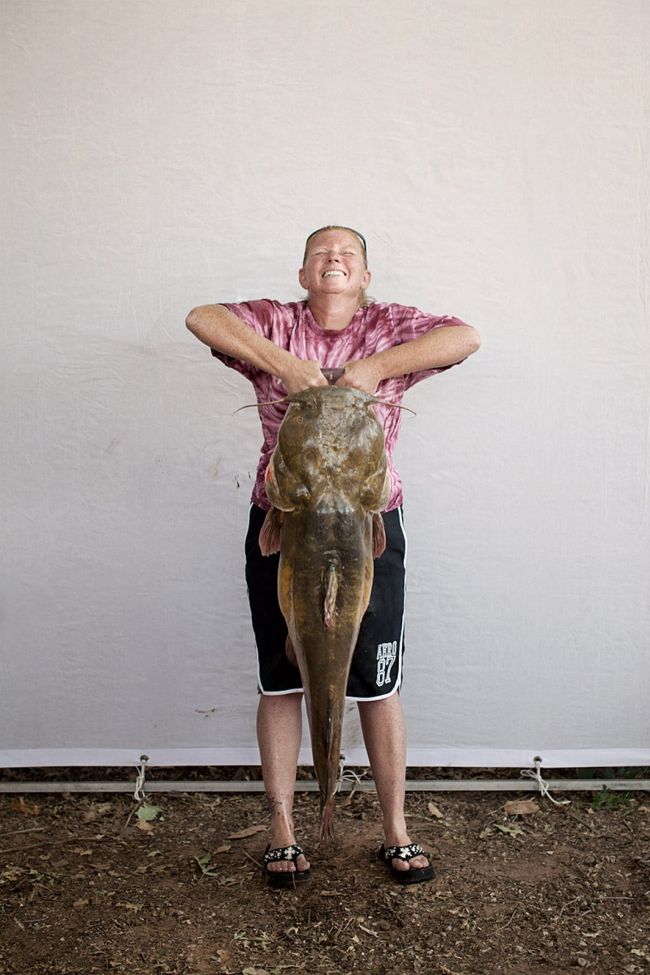 Would You Noodle These Giant Catfish? (32 pics)