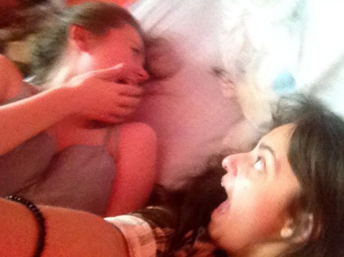 Selfie Girls Get Photo Bombed By A Spider (5 pics)