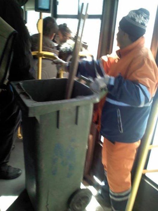 Things You Will Only See While Commuting In Serbia (58 pics)