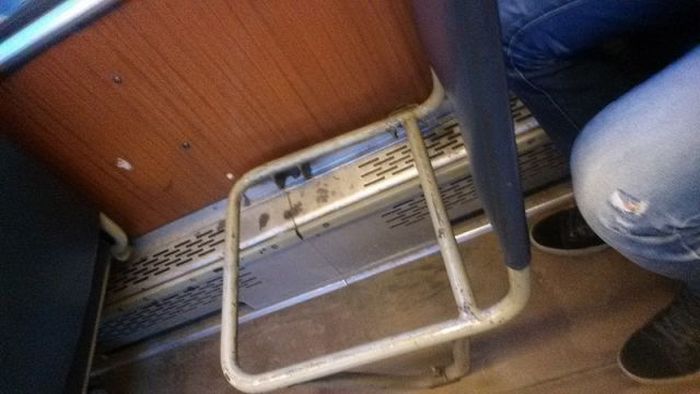 Things You Will Only See While Commuting In Serbia (58 pics)