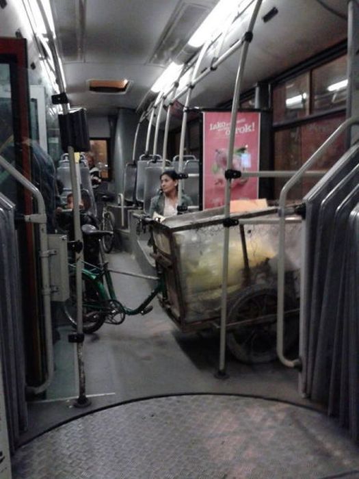 Things You Will Only See While Commuting In Serbia (58 pics)