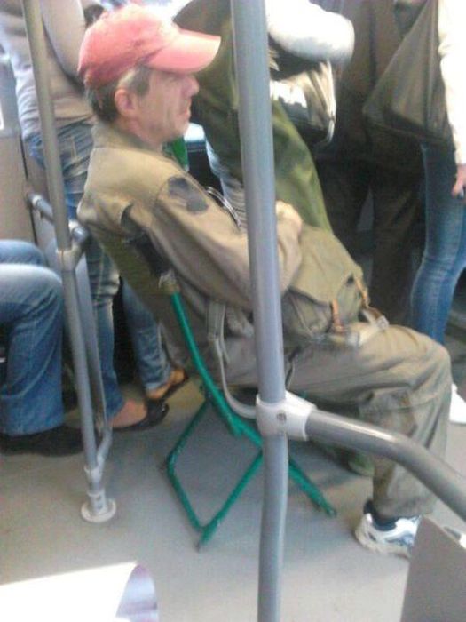 Things You Will Only See While Commuting In Serbia (58 pics)