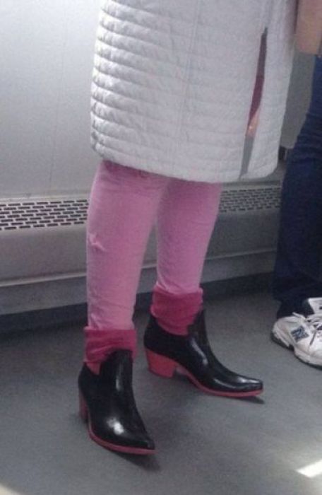 Things You Will Only See While Commuting In Serbia (58 pics)