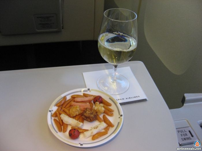 Amazing Meals You Can Get In First Class (61 pics)