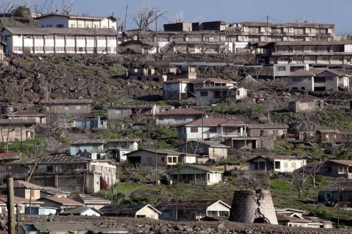 Awesome Abandoned Cities From Around The Globe (15 pics)