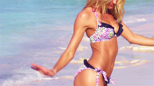 Babes In Bikinis On The Beach (34 gifs)