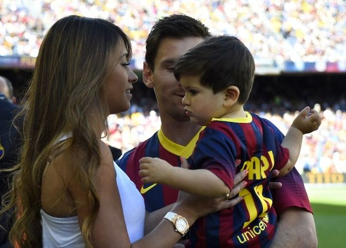 Antonella Roccuzzo Is Living The Life (26 pics)