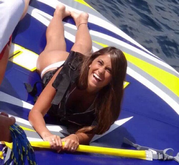 Antonella Roccuzzo Is Living The Life (26 pics)