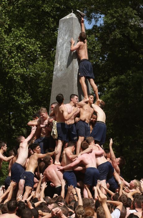 One Of The Weirdest Navy Traditions (22 pics)