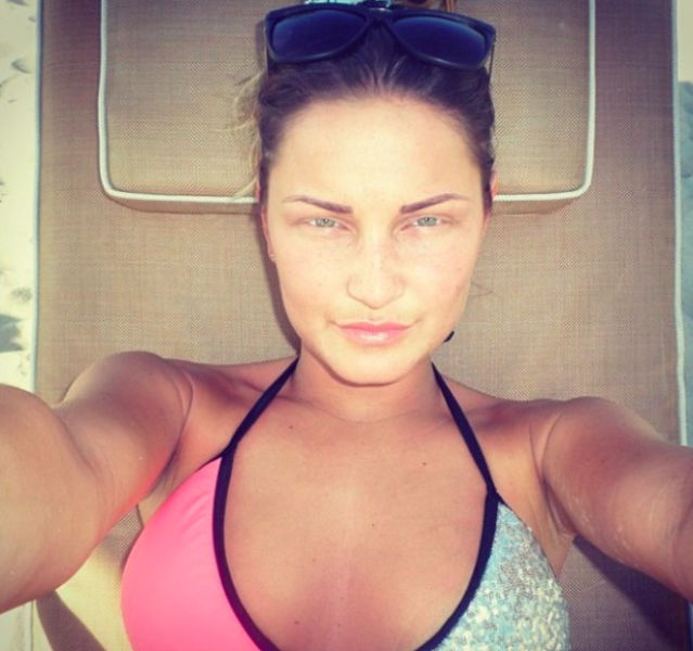 Famous Women Without Makeup (39 pics)