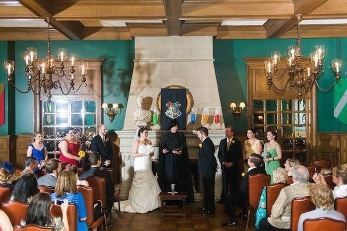 This Harry Potter Theme Wedding Is Magical (28 pics)