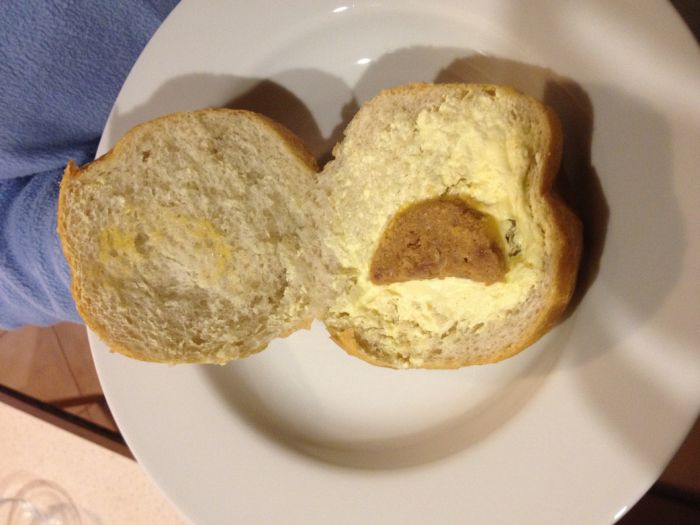 See The Gross Meals Hungarian Schools Serve (14 pics)