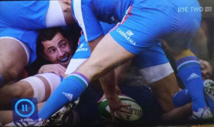 Perfectly Timed Sports Photos (40 pics)