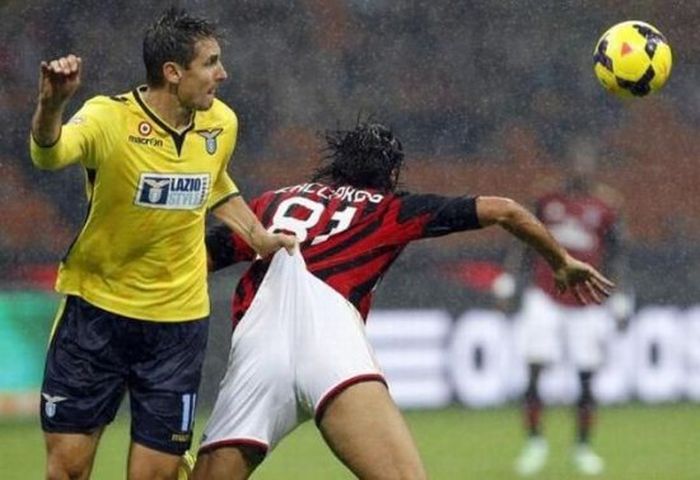 Perfectly Timed Sports Photos (40 pics)