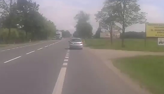 Truck Driver Stops A Drunk Driver