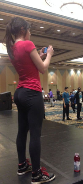 We Owe So Much To The Man That Invented Yoga Pants (40 pics)