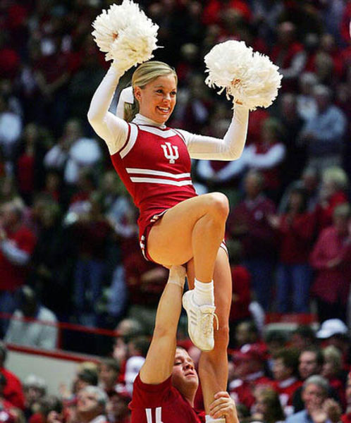 The Perks Of Being A Male Cheerleader (22 pics)