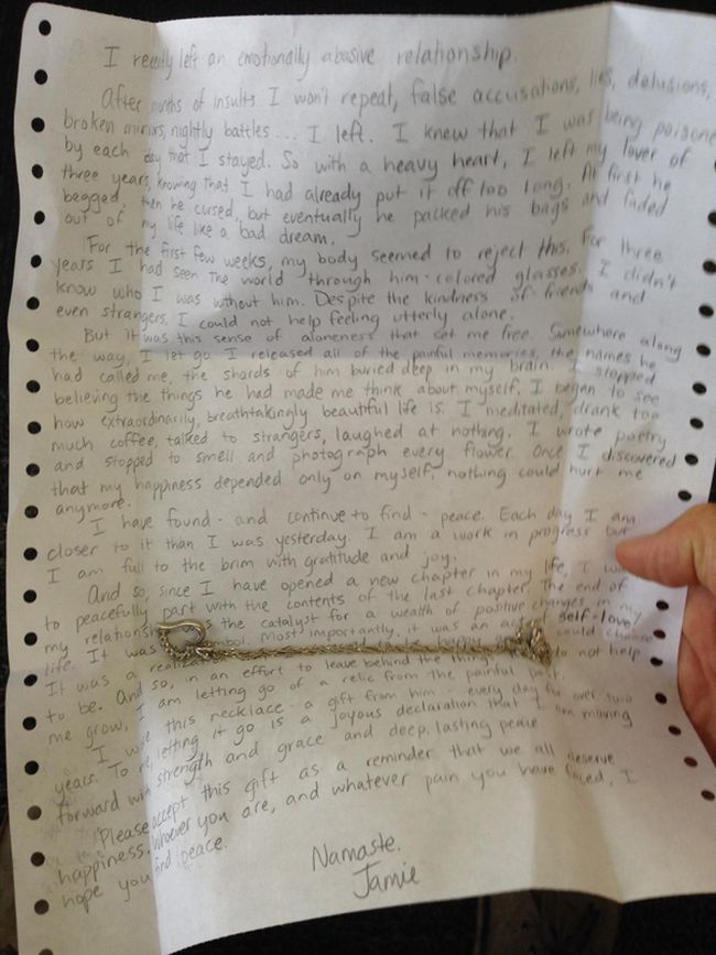 Touching Letter Hidden At The San Francisco Airport (2 pics)