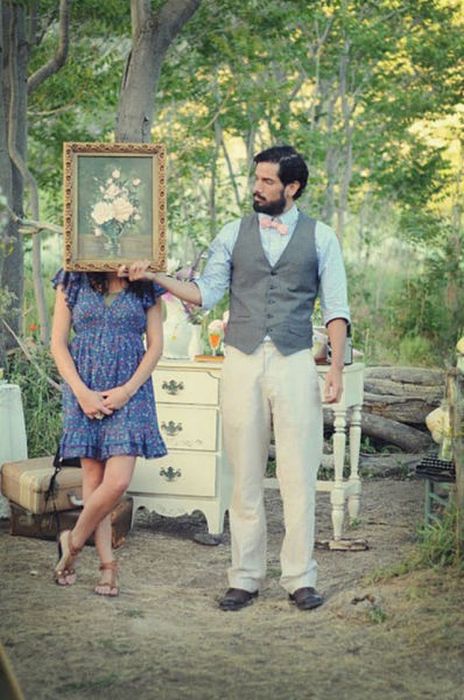 Extremely Awkard Engagement Photos (36 pics)