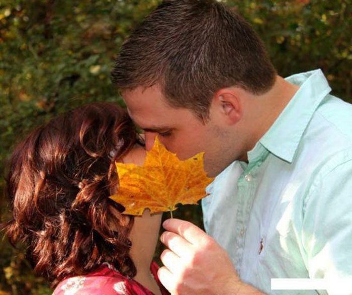 Extremely Awkard Engagement Photos (36 pics)