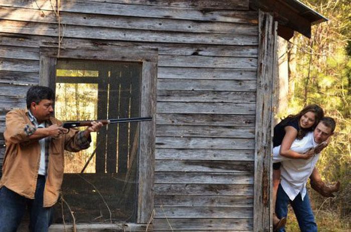 Extremely Awkard Engagement Photos (36 pics)