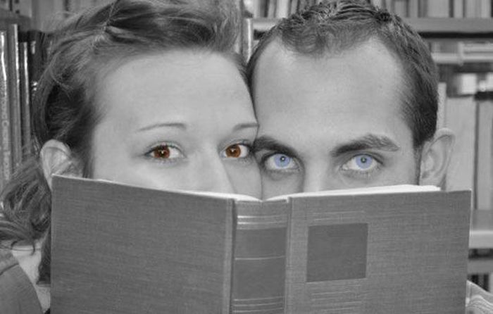 Extremely Awkard Engagement Photos (36 pics)