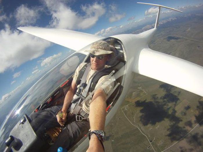 Terrifying Selfies From The World's Highest Places (21 pics)