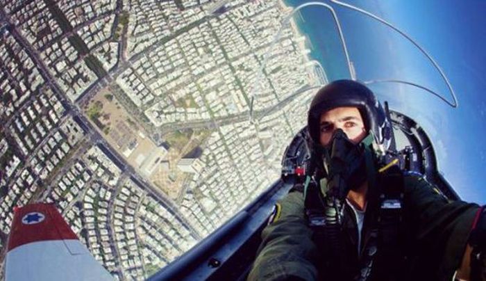 Terrifying Selfies From The World's Highest Places (21 pics)
