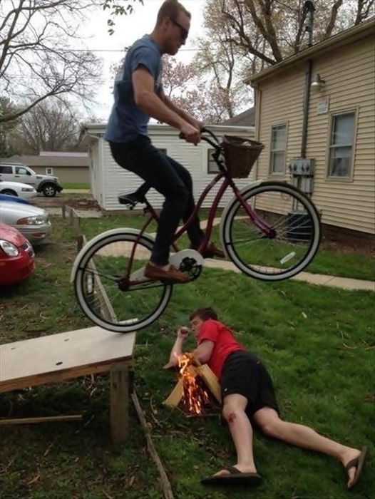 These People Definitely Deserve A Darwin Award (43 pics)