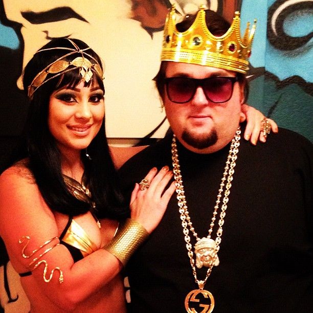 Chumlee From Pawn Stars Has Got The Life (37 pics)