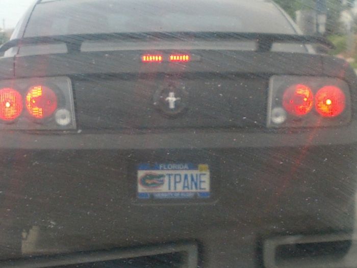 The Coolest Custom License Plates Ever (46 pics)