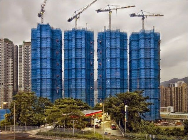 The Most Colofrul Buildings In Singapore (15 pics)