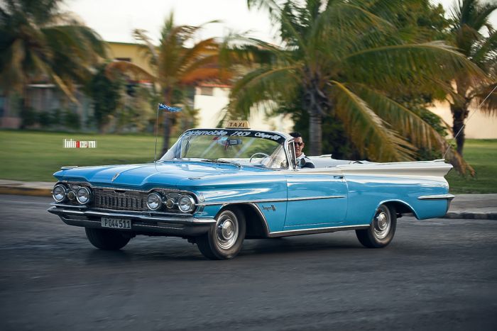 Classic Cars In Cuba (50 pics)