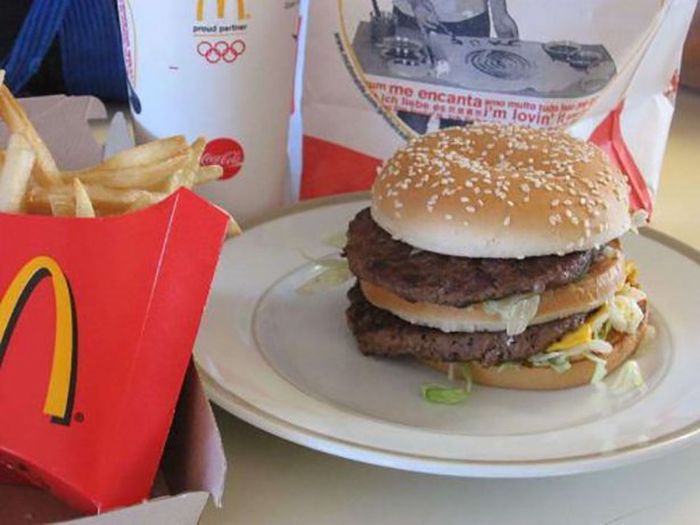 Secret Fast Food Items You Never Knew About (22 pics) Secret Fast Food Items You Never Knew About (22 pics)