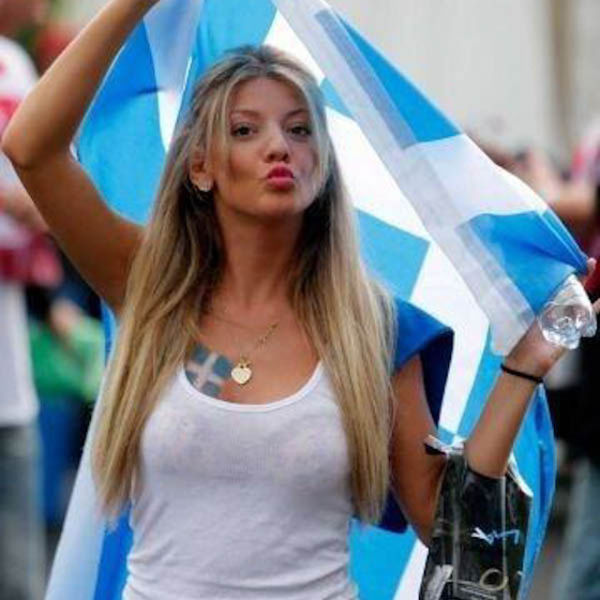 The Hottest Women At The Past World Cups (54 pics)