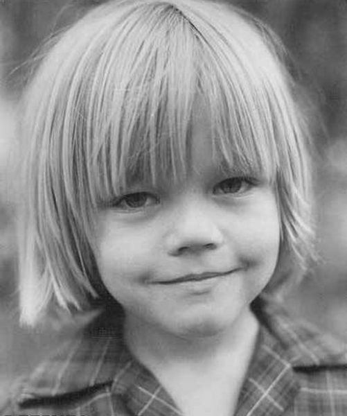 Photos Of Famous Celebrities From Their Younger Days (93 pics)