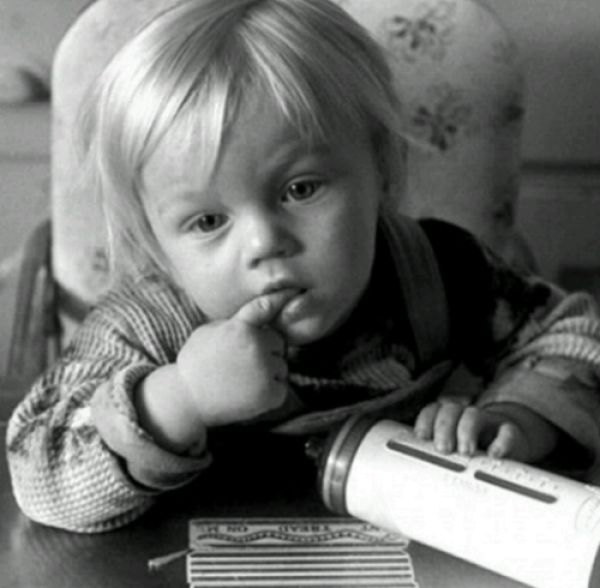 Photos Of Famous Celebrities From Their Younger Days (93 pics)