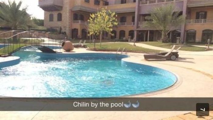 This Is How Rich Kids Use Snapchat (61 pics)