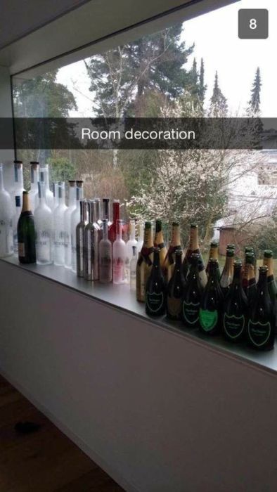 This Is How Rich Kids Use Snapchat (61 pics)