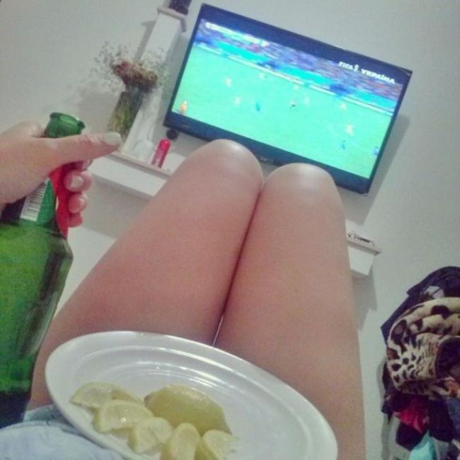 The Beautiful Legs Of Ladies Watching The World Cup (23 pics)