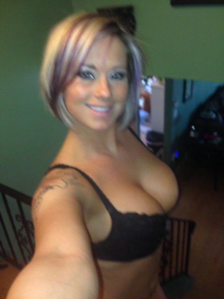 All These Girls Have Something In Common (72 pics)