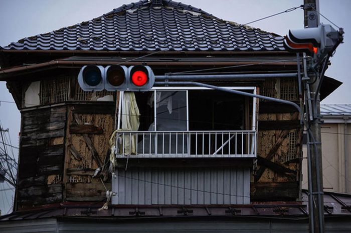 Creepy Ghost Towns In Japan (24 pics)