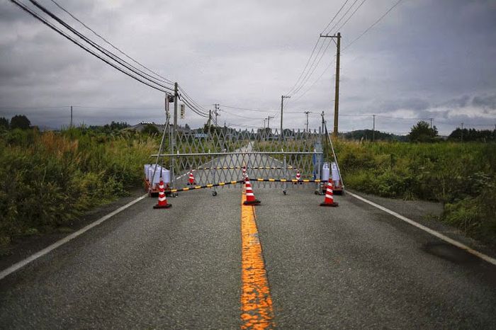 Creepy Ghost Towns In Japan (24 pics)